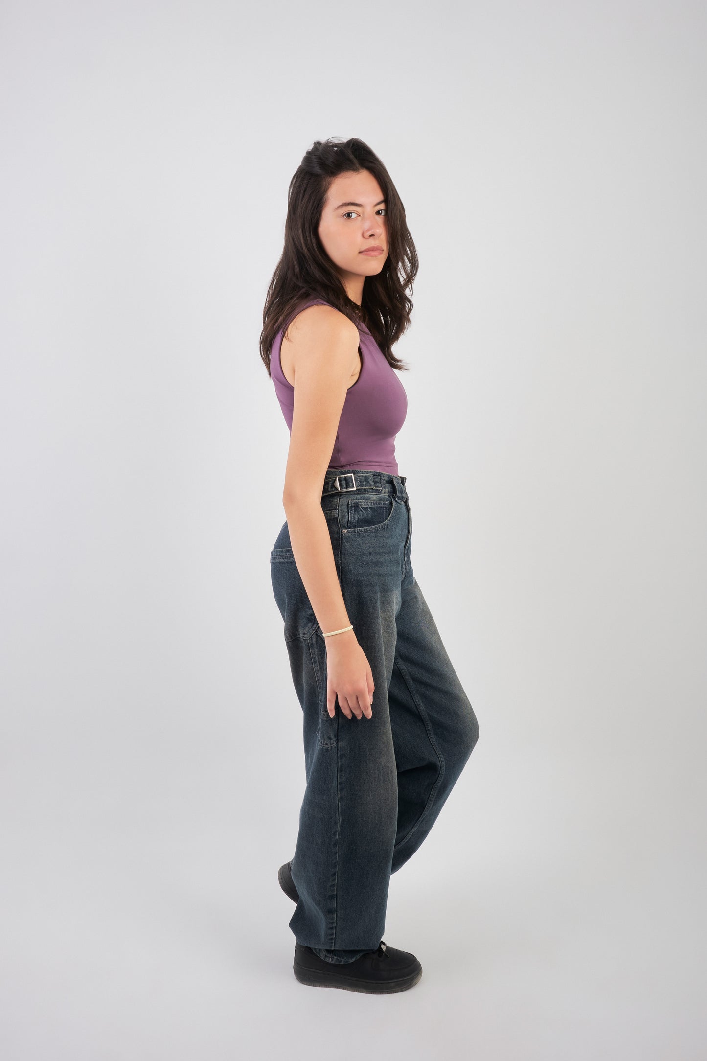 ROUND NECK SLEEVELESS TOP - PURPLE