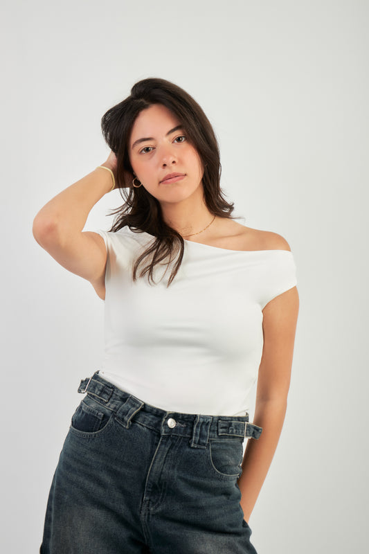 ONE SHOULDER RUSHED ASYMMETRICAL TOP - WHITE